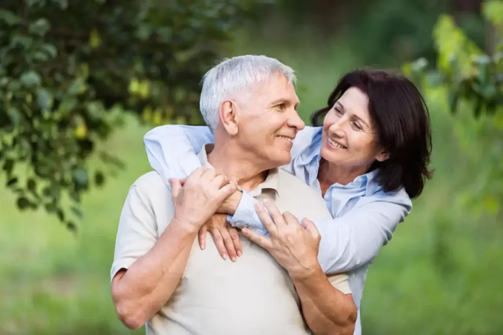 happy-senior-couple